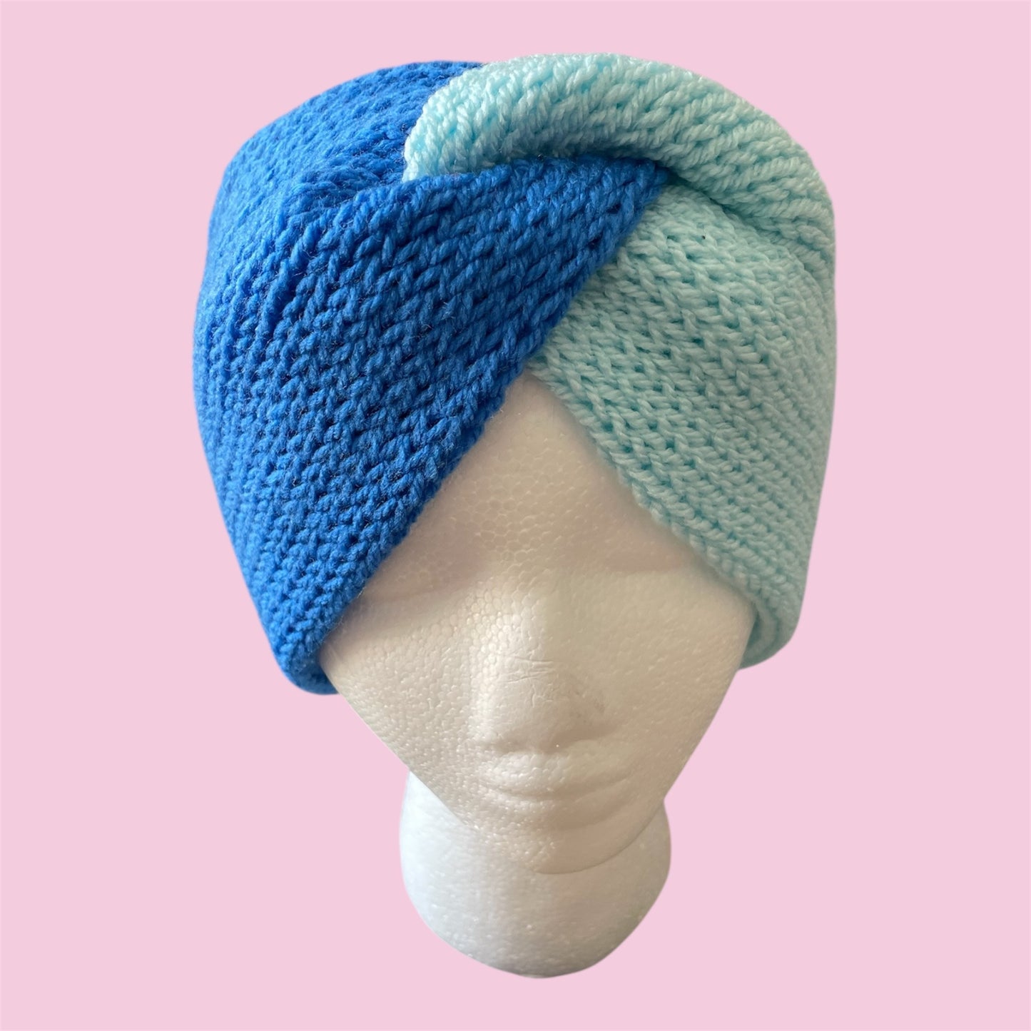 Cache-oreille bicolore Bleu